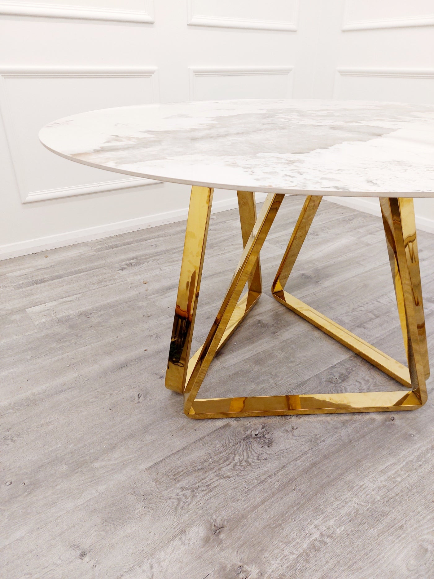 Nero Gold 1.3 Rounded Dining Marble Table With Sintered Stone Top And Gold Legs